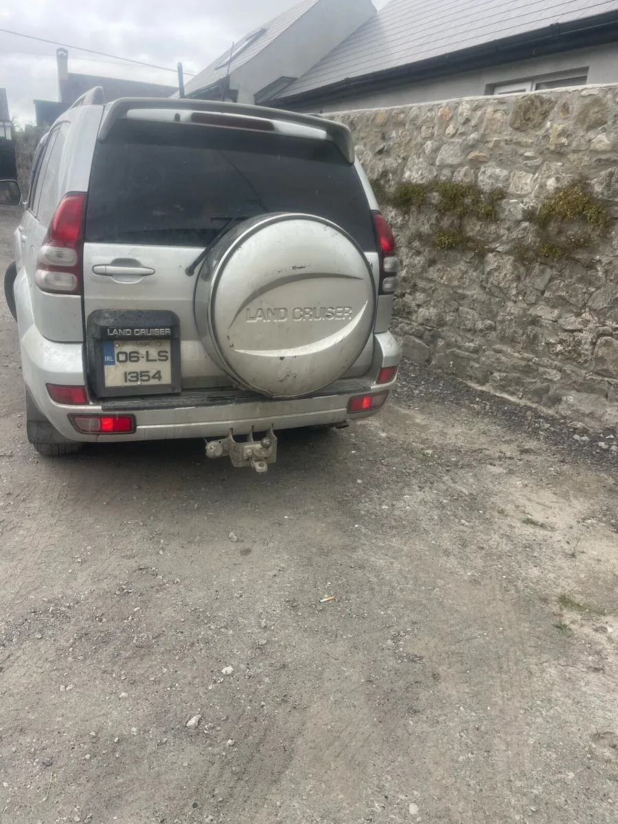 Toyota landcruiser - Image 3