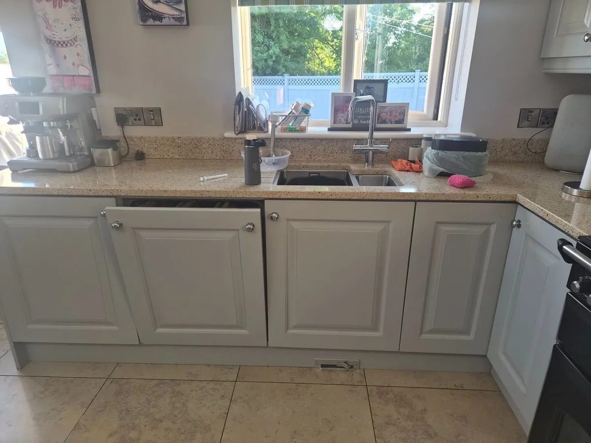 Kitchen units - Image 3