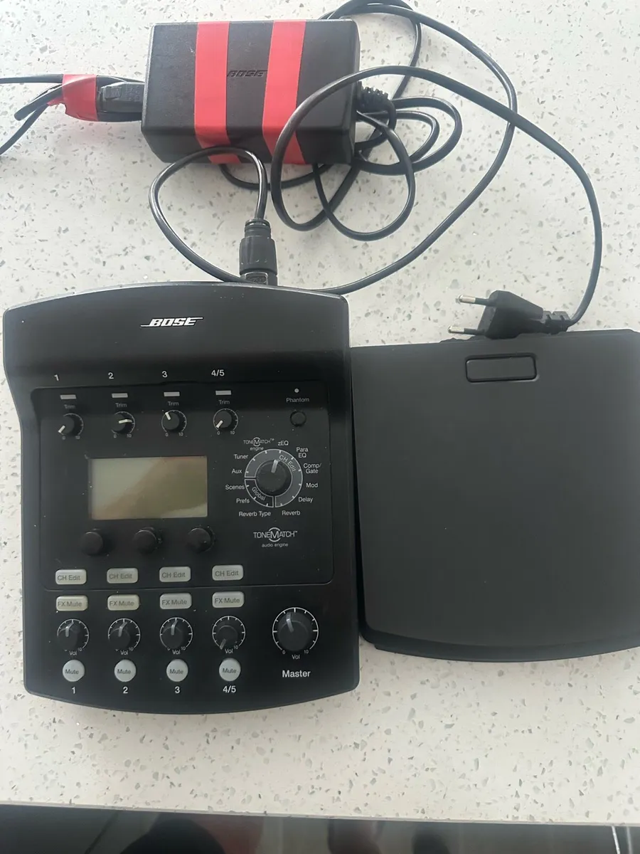 Bose L1 Compact , Bose TS4 Digital Mixer - Image 3