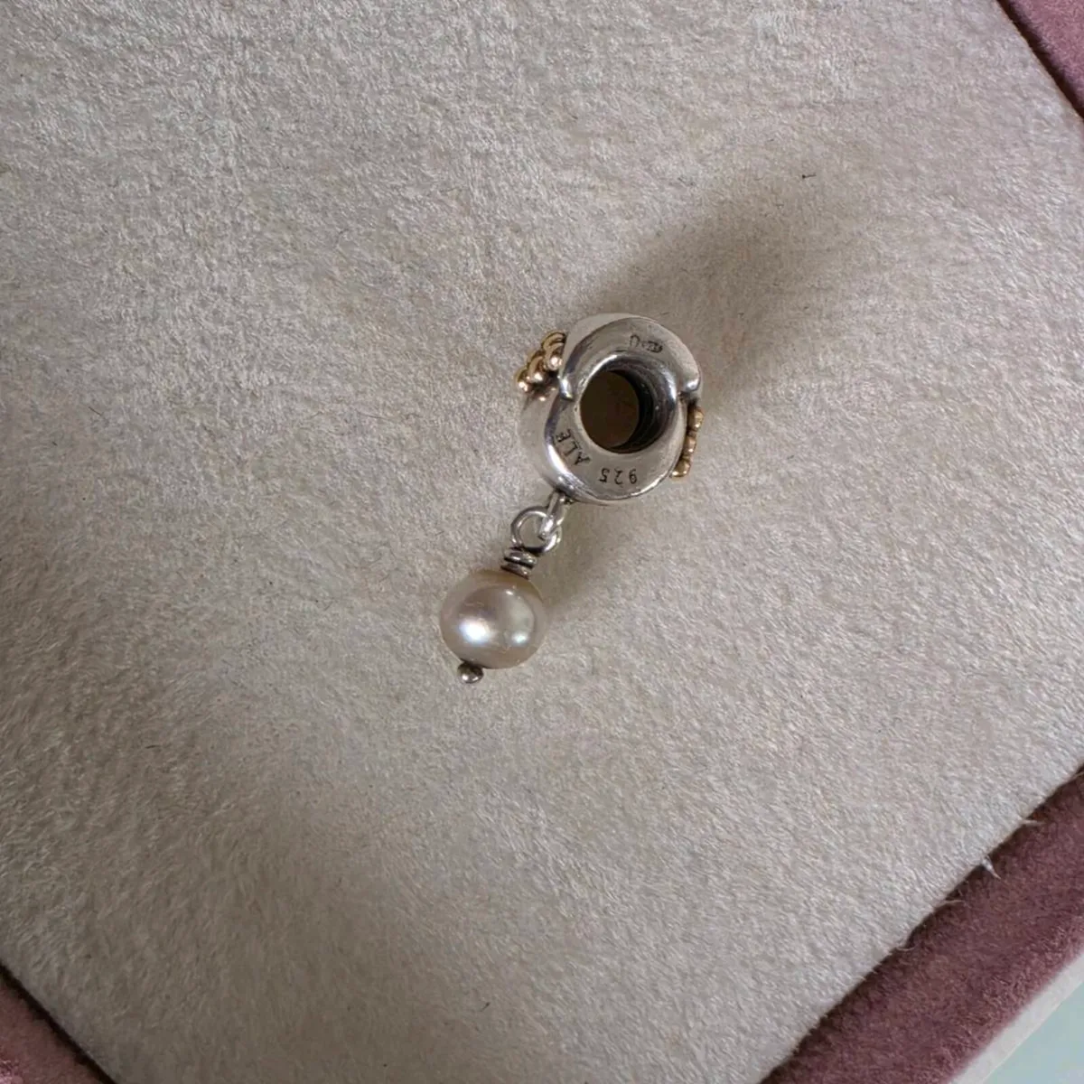 Pandora dangle pearl and 14k gold grapevine charm - Image 4