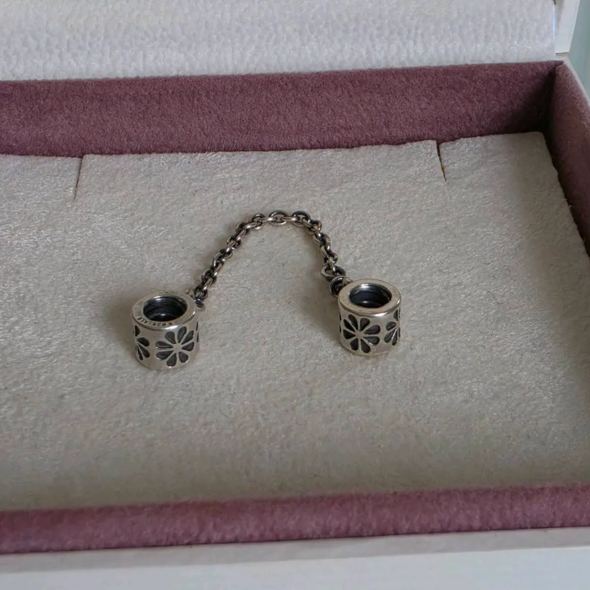 Pandora flower safety chain perfect condition - Image 1