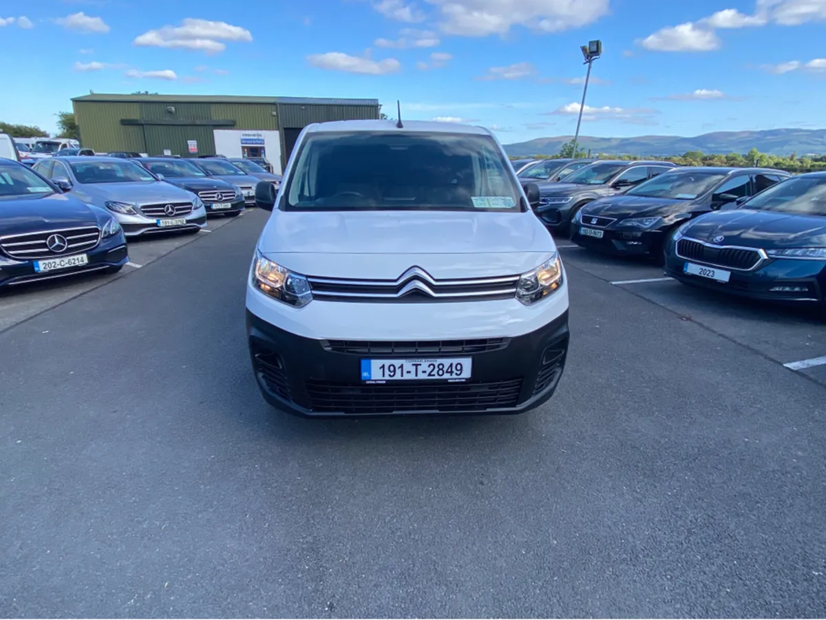 Citroen Berlingo LX BLUEHDI 75 650KG M 2DR - Image 2