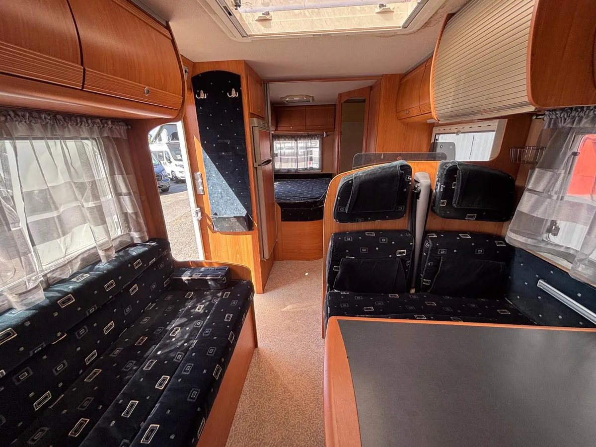 PILOTE P68 LO-PROFILE FIXED REAR BED CVRT JULY 27 - Image 3