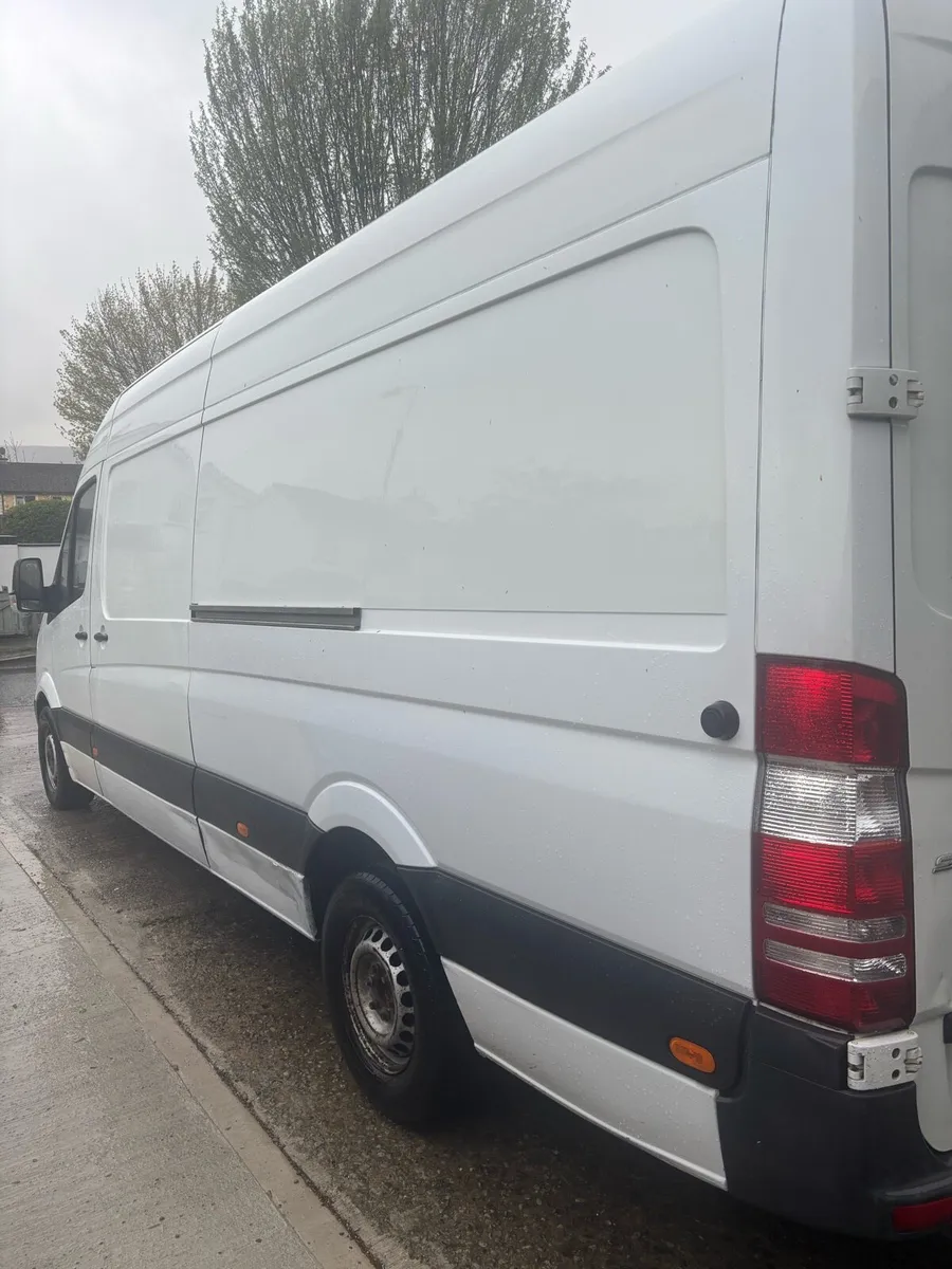 Man with van - Image 2