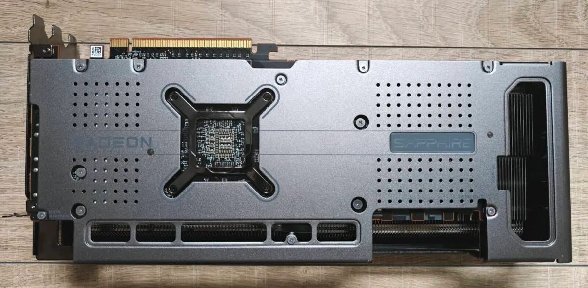 Amd Radeon 7900gre Sapphire Nitro+ 16gb - Image 2