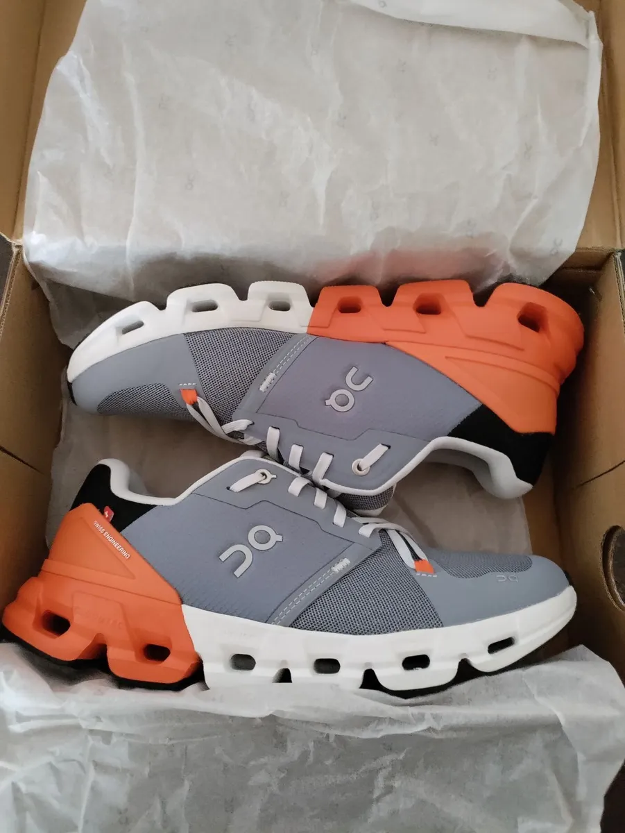 On Running CloudFlyer4 8uk 42eu New - Image 1