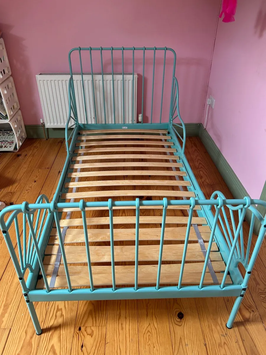 Child’s extendable bed - Image 2