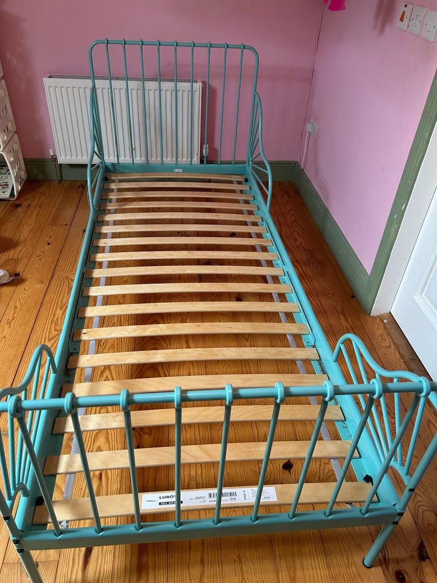 Child’s extendable bed - Image 3