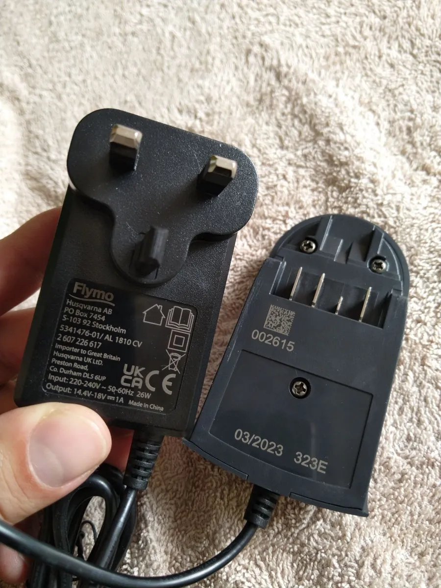 Flymo battery - Image 4