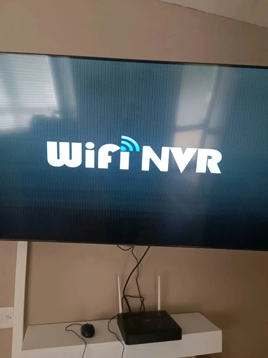 Nvr + 4 cameras with 500gb harddrive indoor camera - Image 3