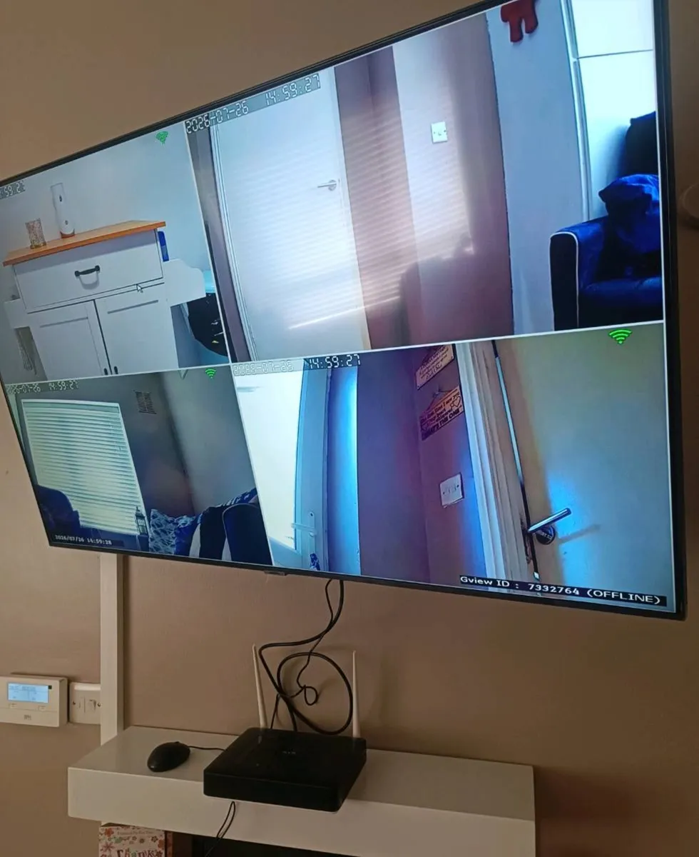 Nvr + 4 cameras with 500gb harddrive indoor camera - Image 2