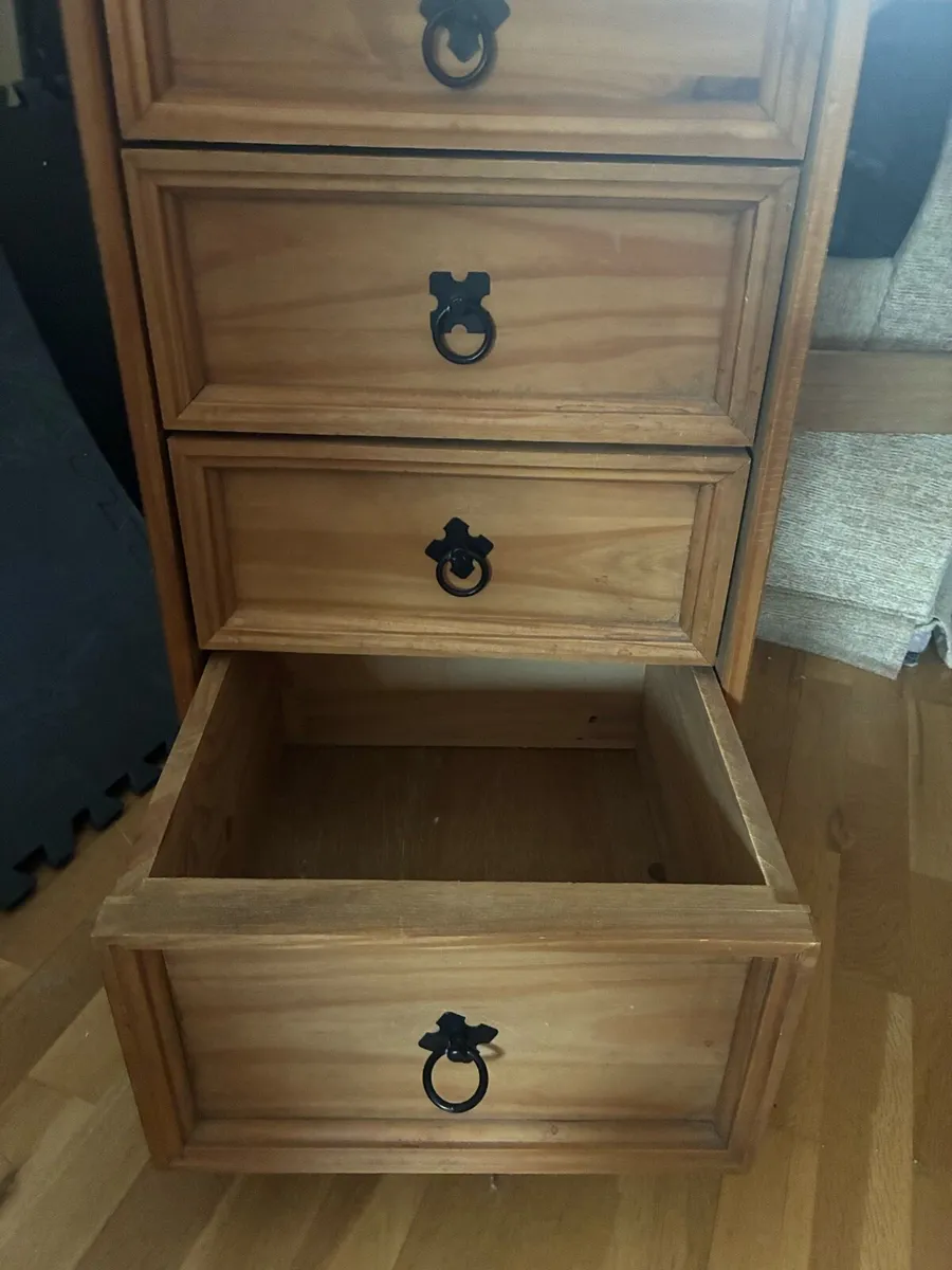 Desk - Image 4