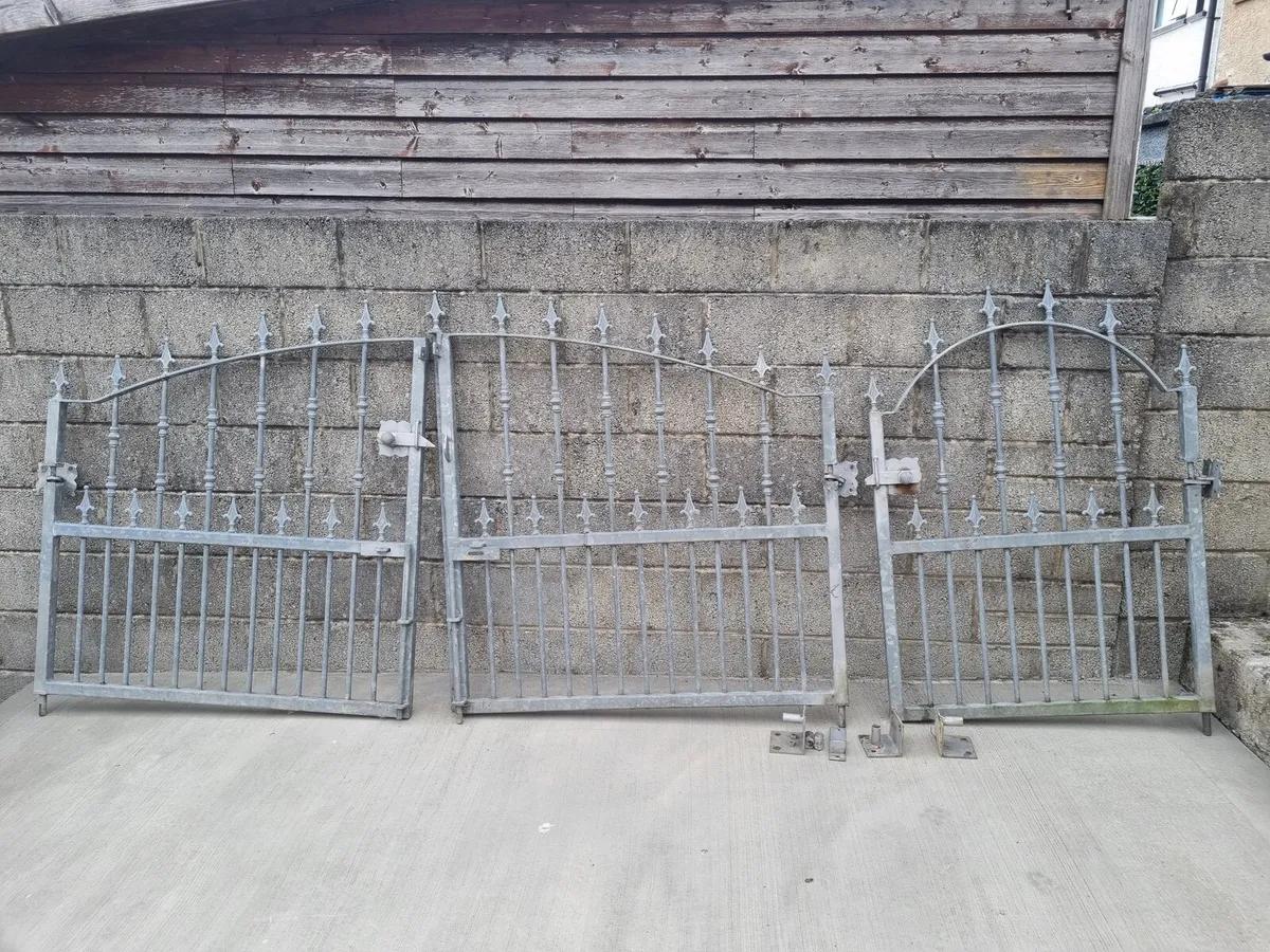 Iron gates - Image 3