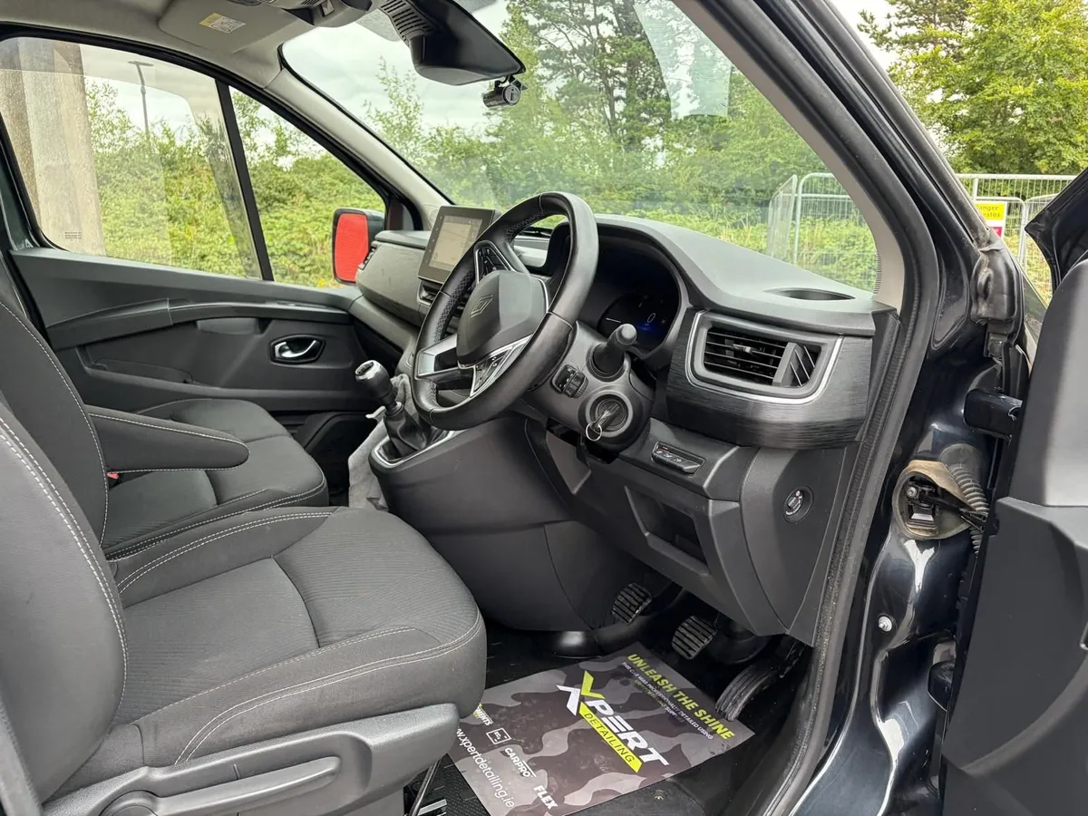 Renault Trafic 2024 low KM's - Image 2