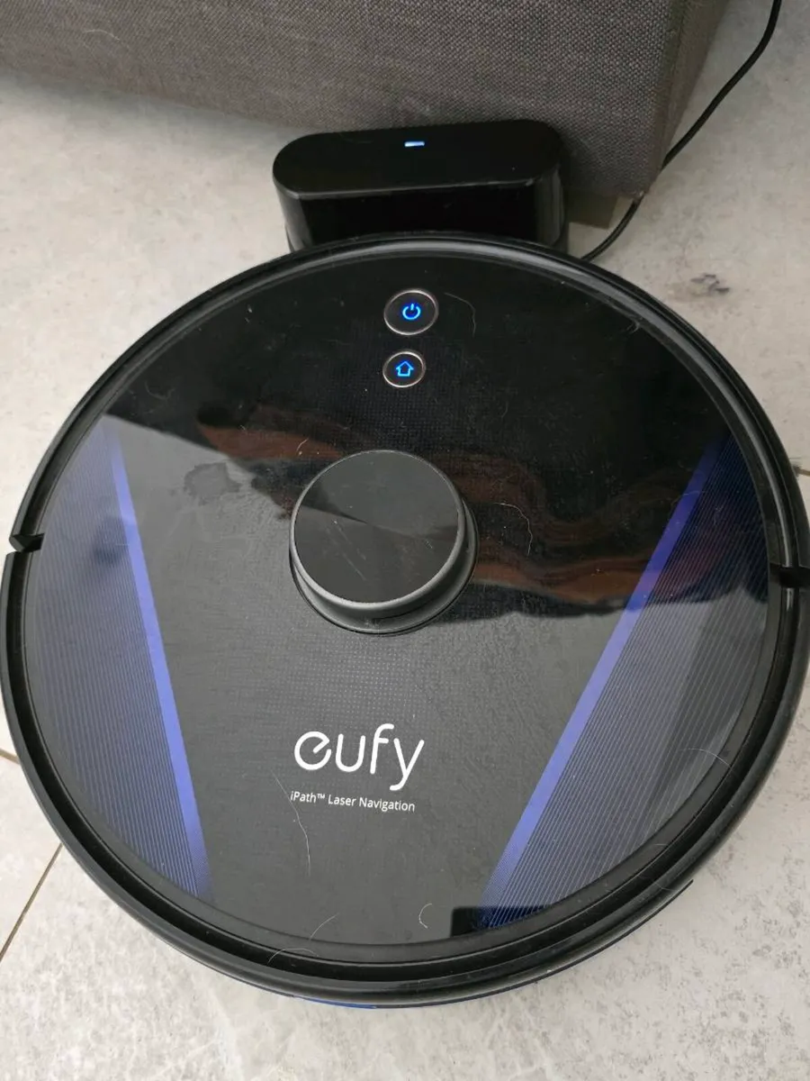 Eufy RoboVac LR30 Hybrid (T2193) Robot Vacuum & Mo - Image 1