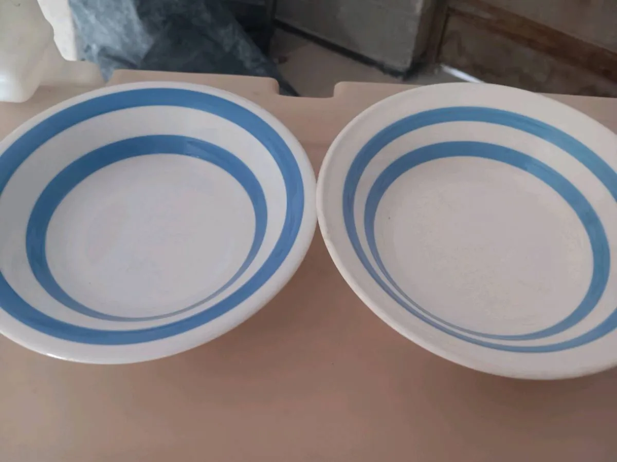 Carrigaline bowls - Image 1