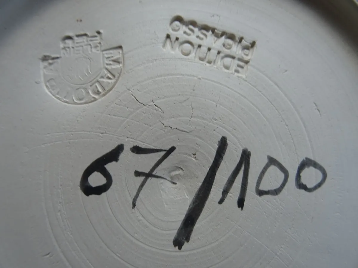 Pablo Picasso edition unglazed ceramic - Image 4