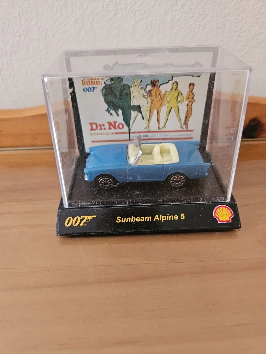 Corgi James Bond Sunbeam Alpine - Image 2
