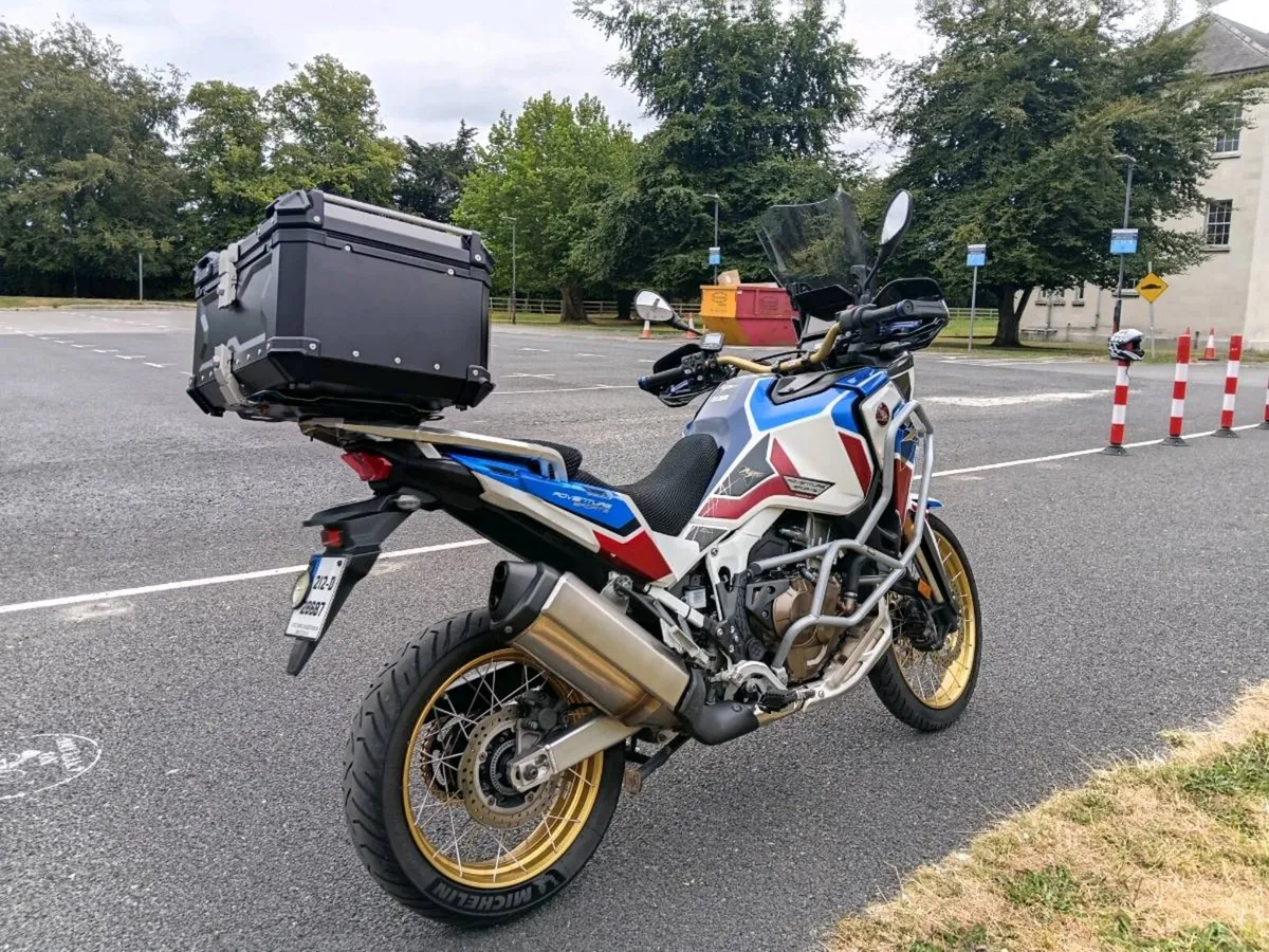 Motorbike. - Image 3