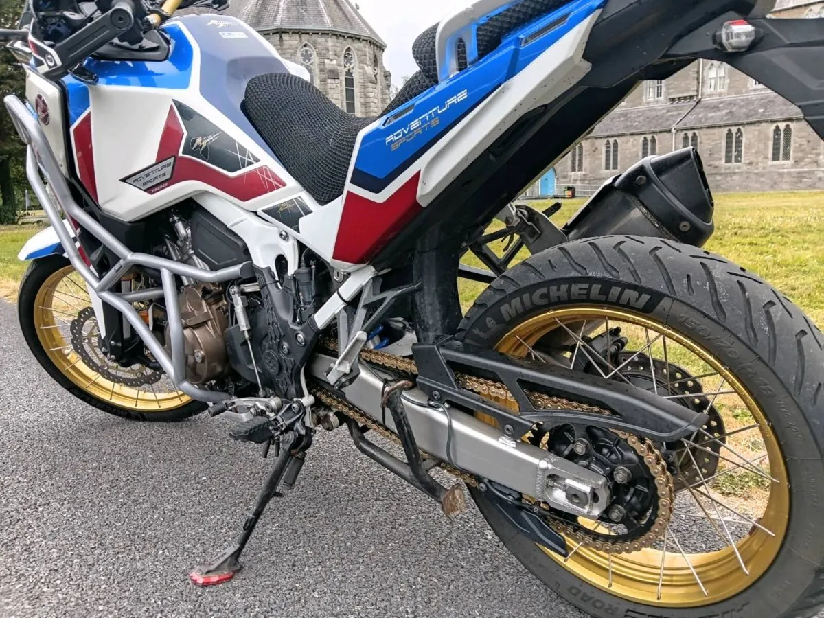 Motorbike. - Image 4