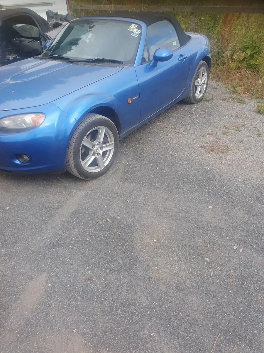 Car parts - Image 1