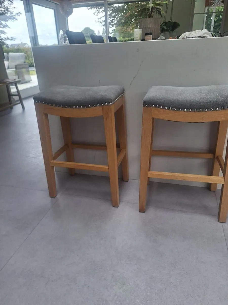 Kitchen Island Stools - Image 2