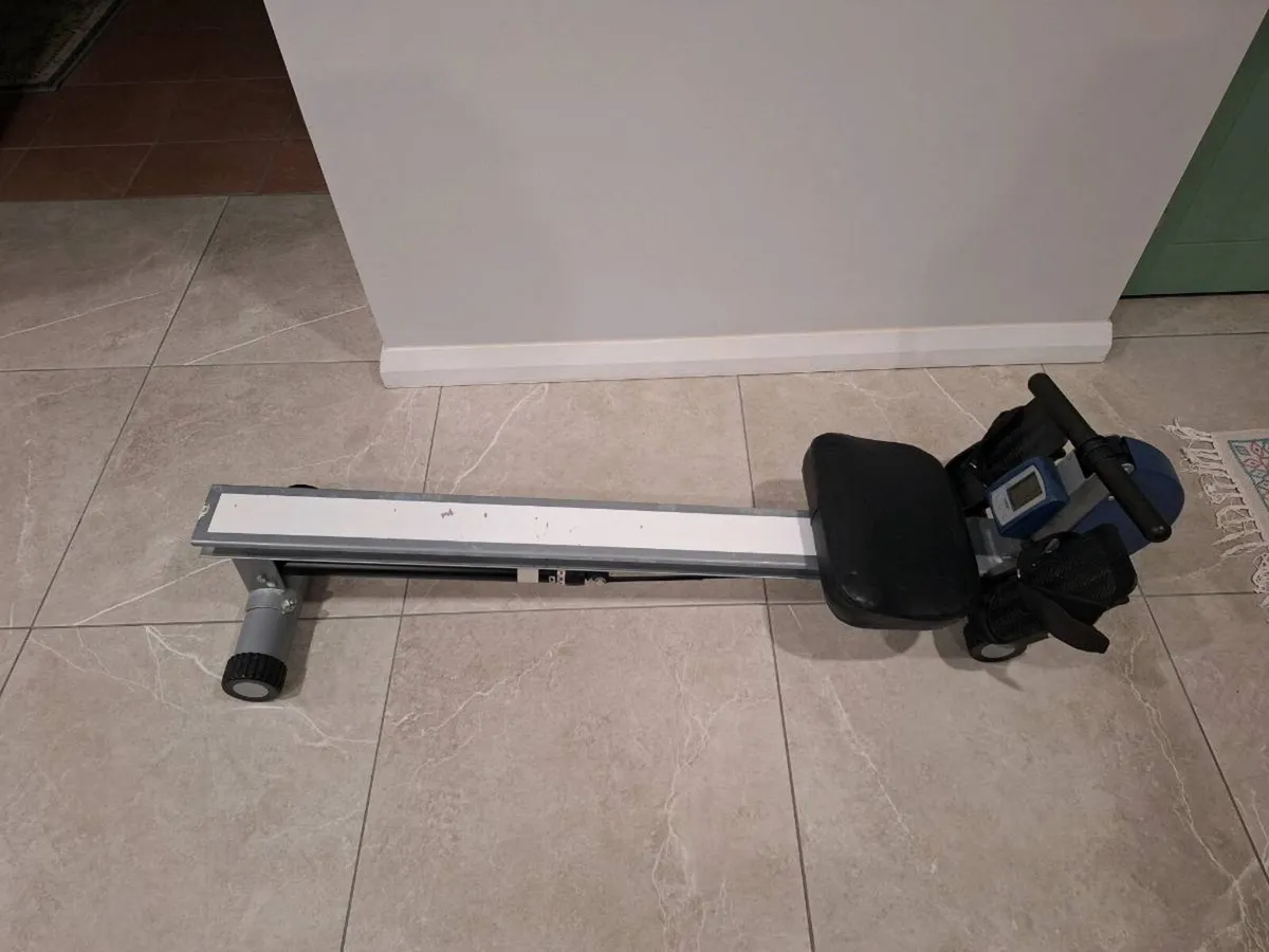 York Inspiration Rowing Machine - Image 1