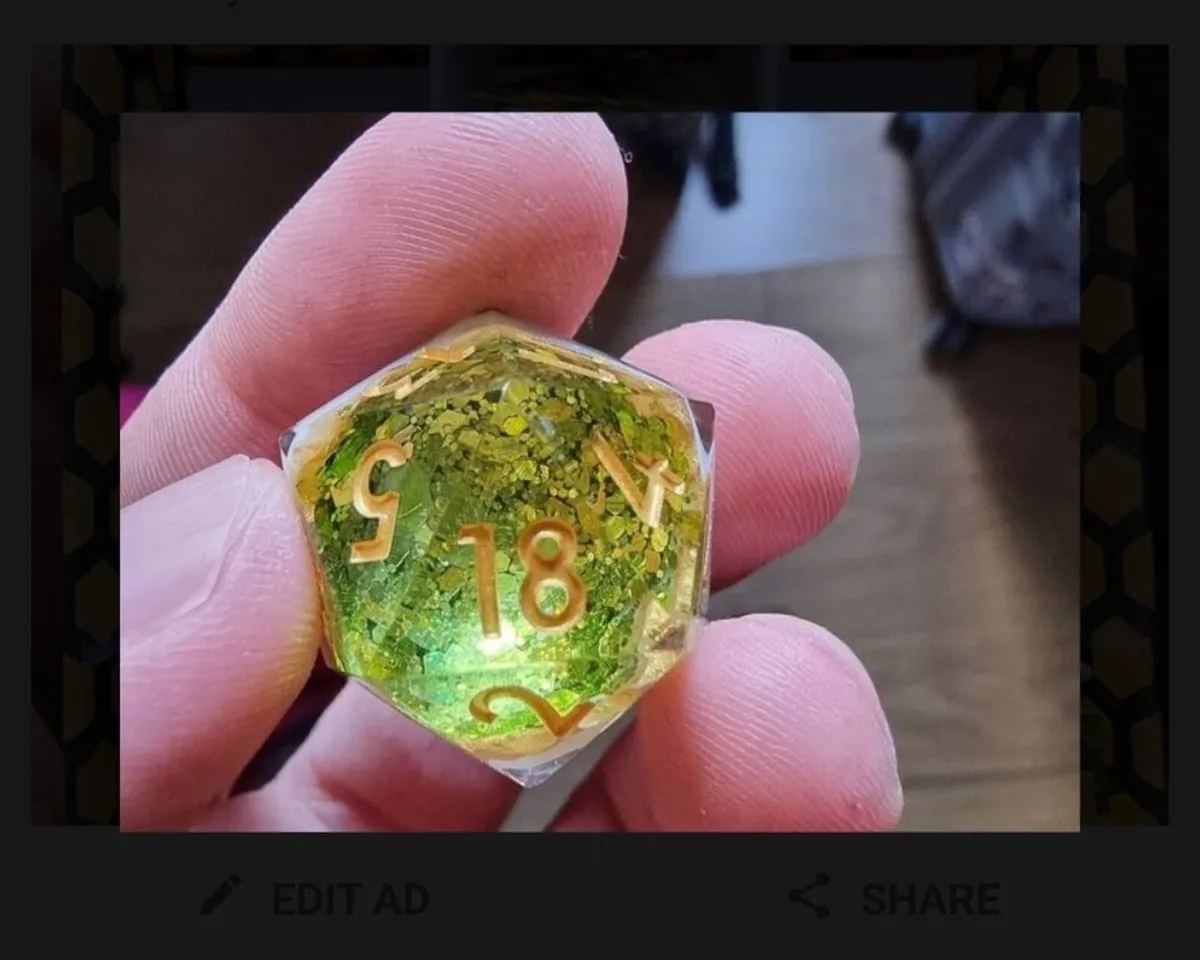 premium Dungeons & Dragons resin dice - Image 3