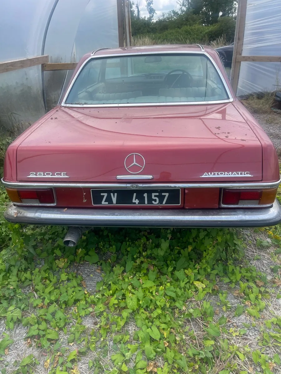Mercedes W114 coupe - Image 3
