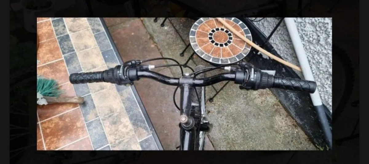 16 gear Mountain Bike - Image 4