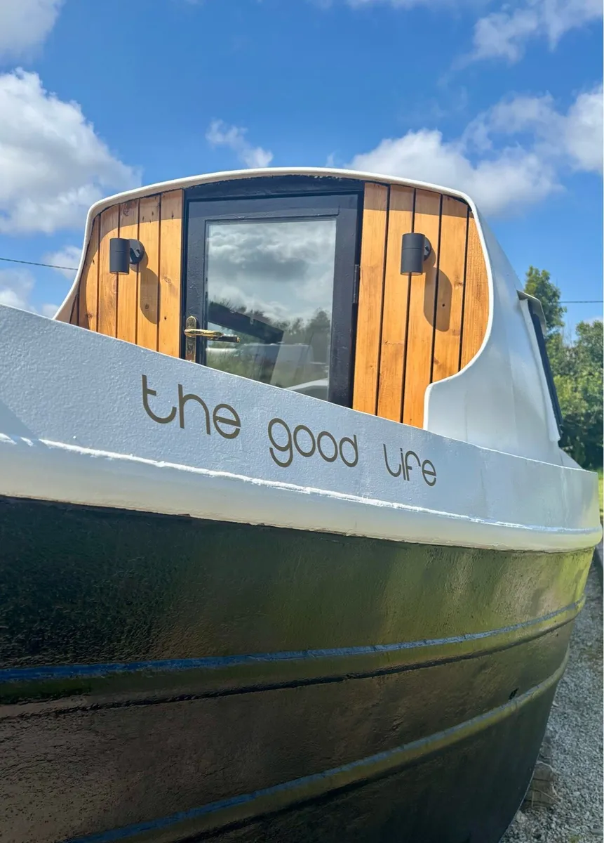 45ft long Narrowboat Fully Renovated - Image 1
