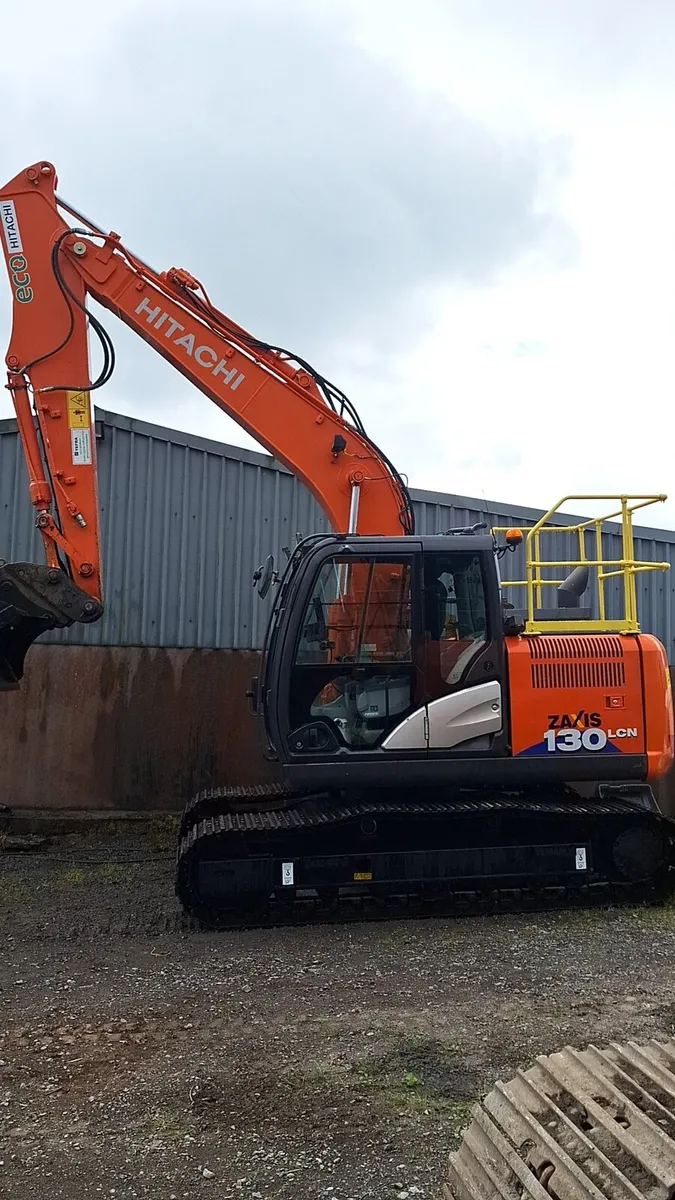Hitachi 130 - Image 4
