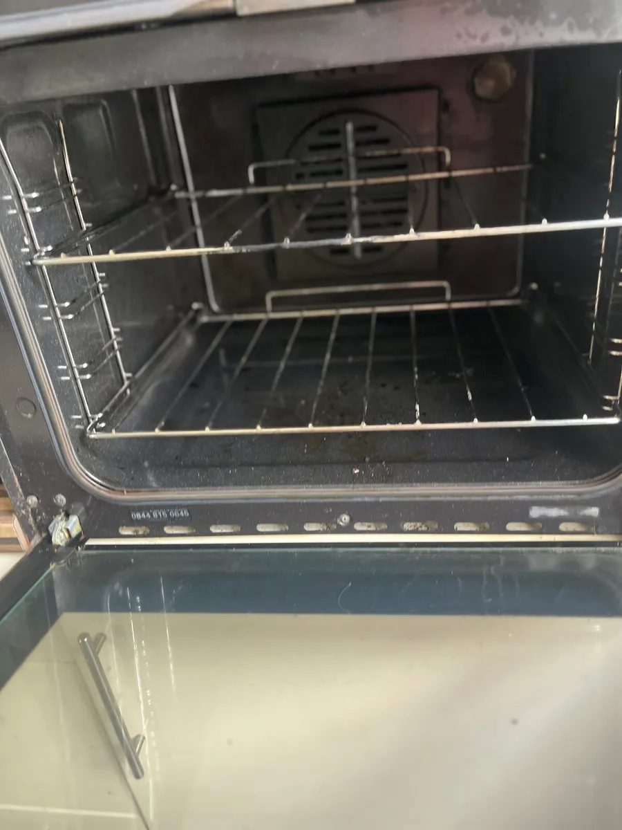 Electric oven - Image 2
