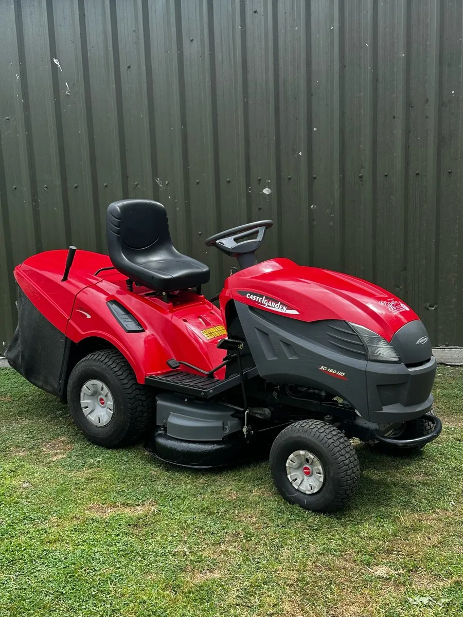 Castle Garden ride on mower - Image 2
