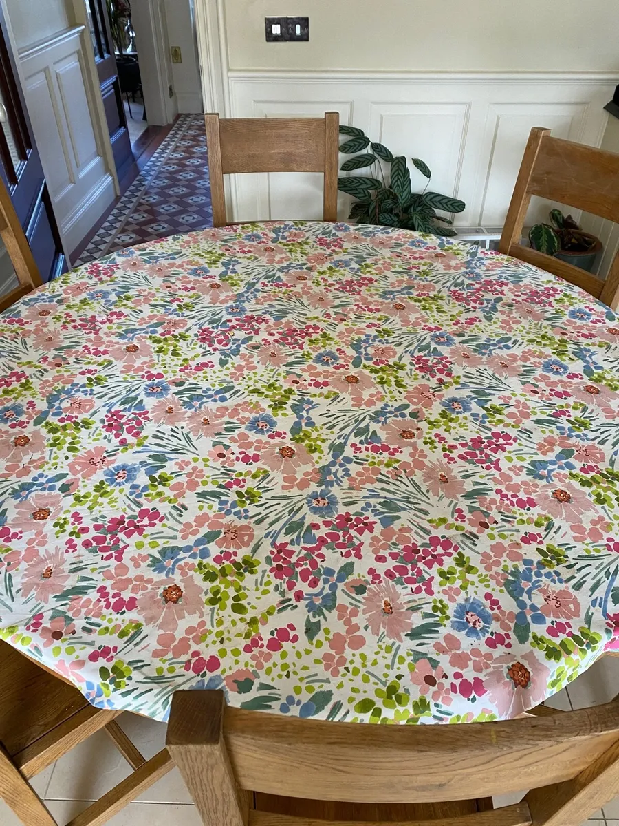 Round table 160cm - Image 4