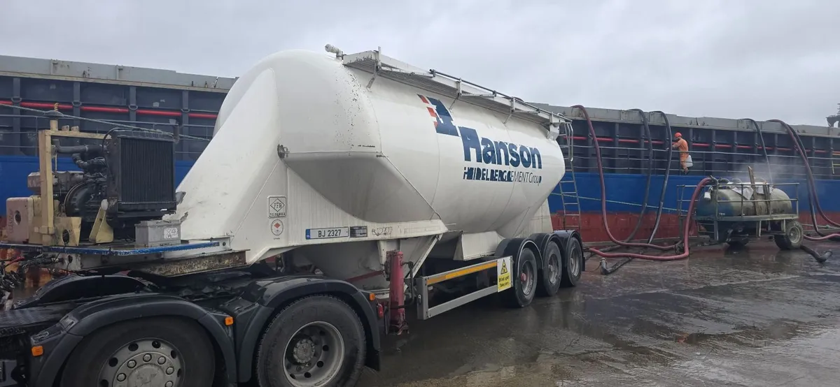 Cement tank,bulk tanker..Volvo Fh 540 - Image 2