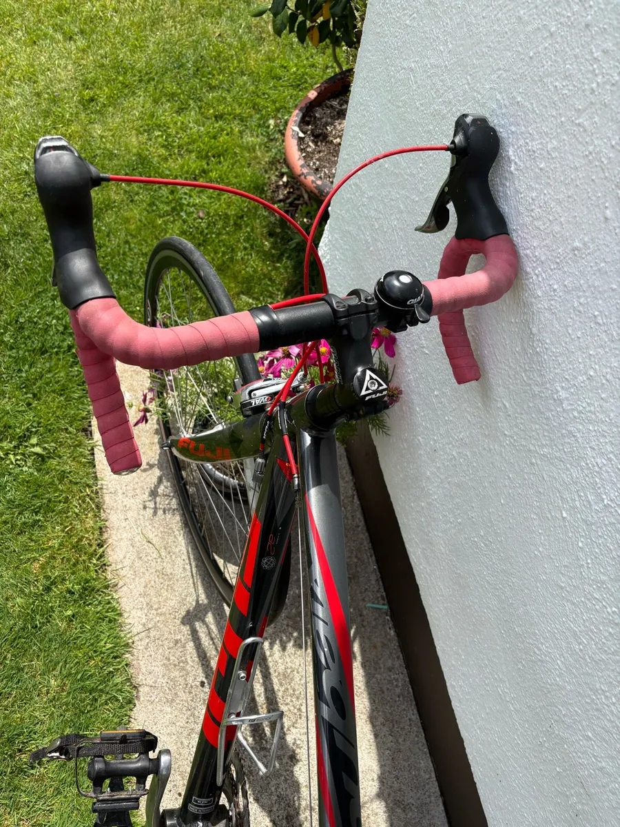 Fuji Road Bike - Image 3