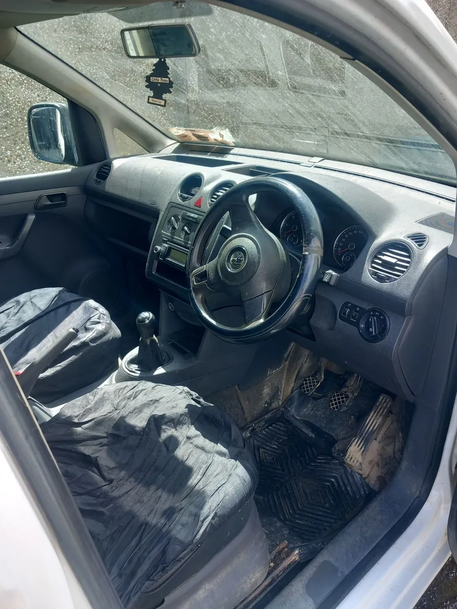 Volkswagen Caddy 2013 - Image 4