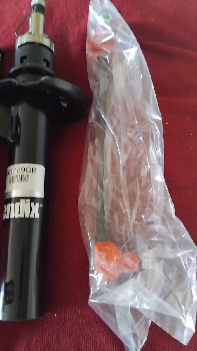 Front Shock Absorber abd Anti Roll Bar Link - Image 1
