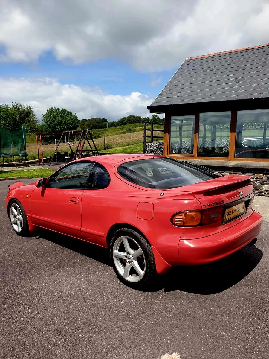 Toyota Celica 2.0 GT-i 16 Valve Twin Cam - Image 2