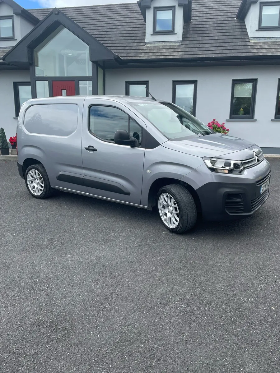 Berlingo - Image 1