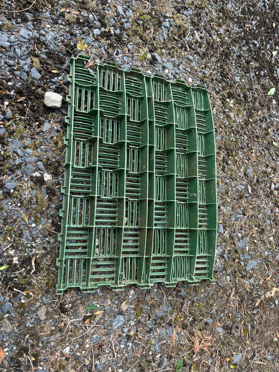 Plastic slats 800x600 - Image 2