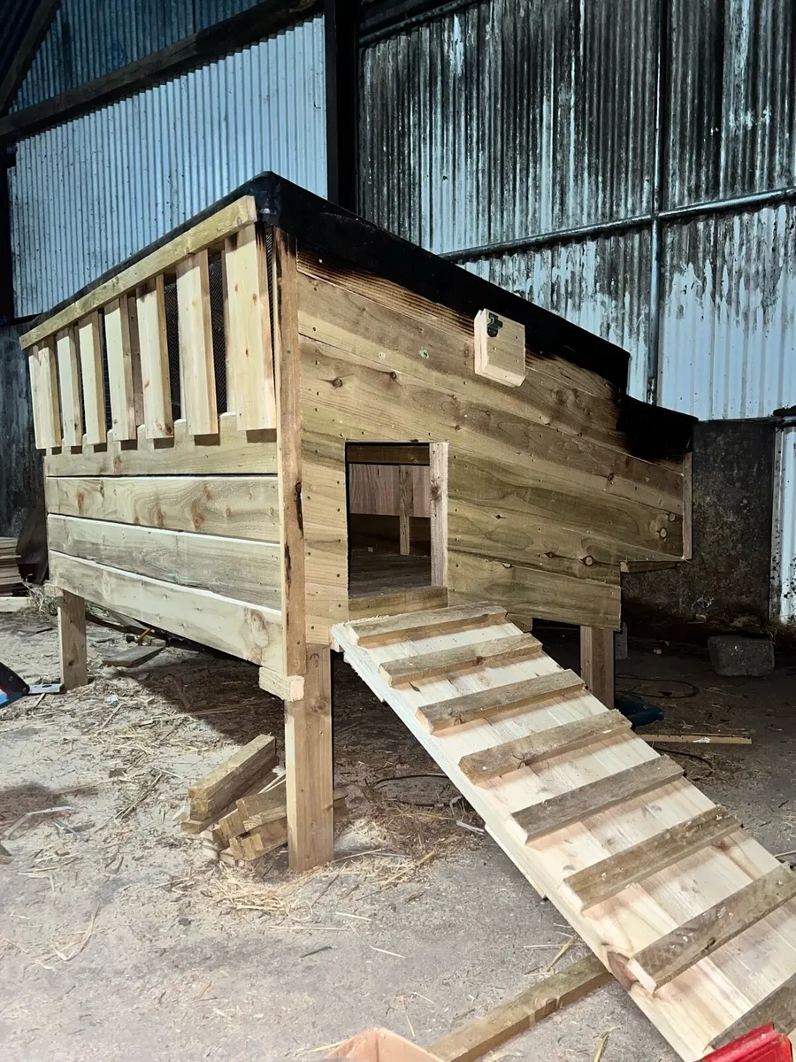 Chicken coop - Image 2