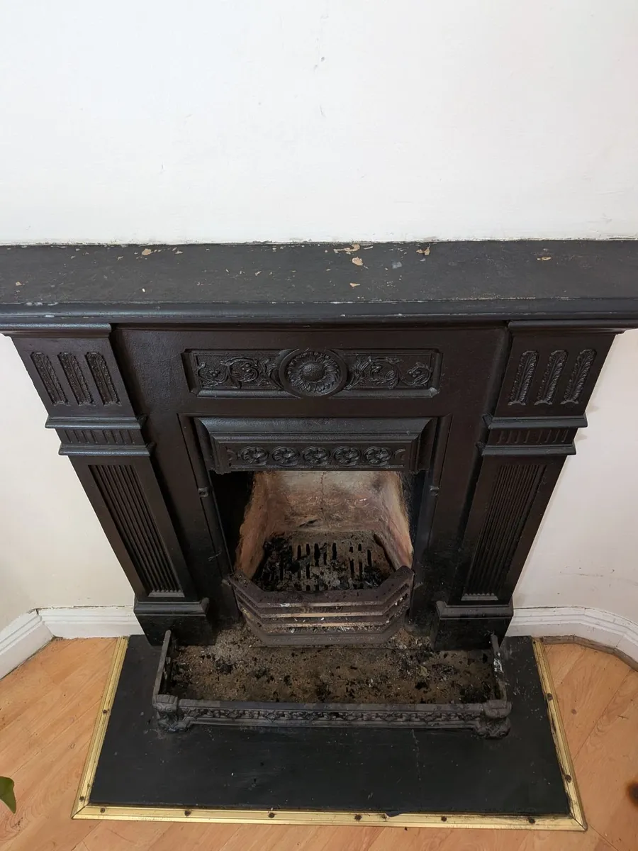 Cast iron fireplace - Image 2