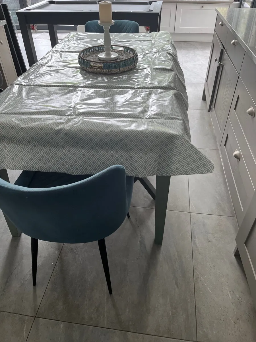 Dining Table - Image 4