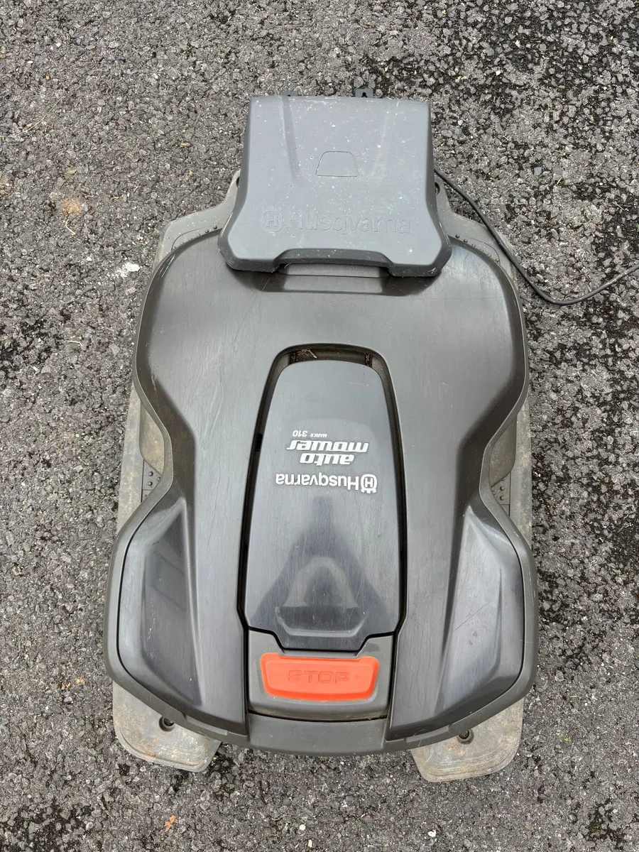 Husqvarna Automower 310 Mark II (2023) - Image 3