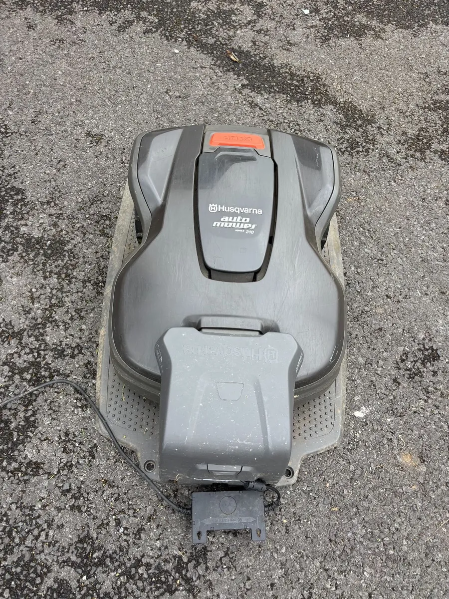 Husqvarna Automower 310 Mark II (2023) - Image 4