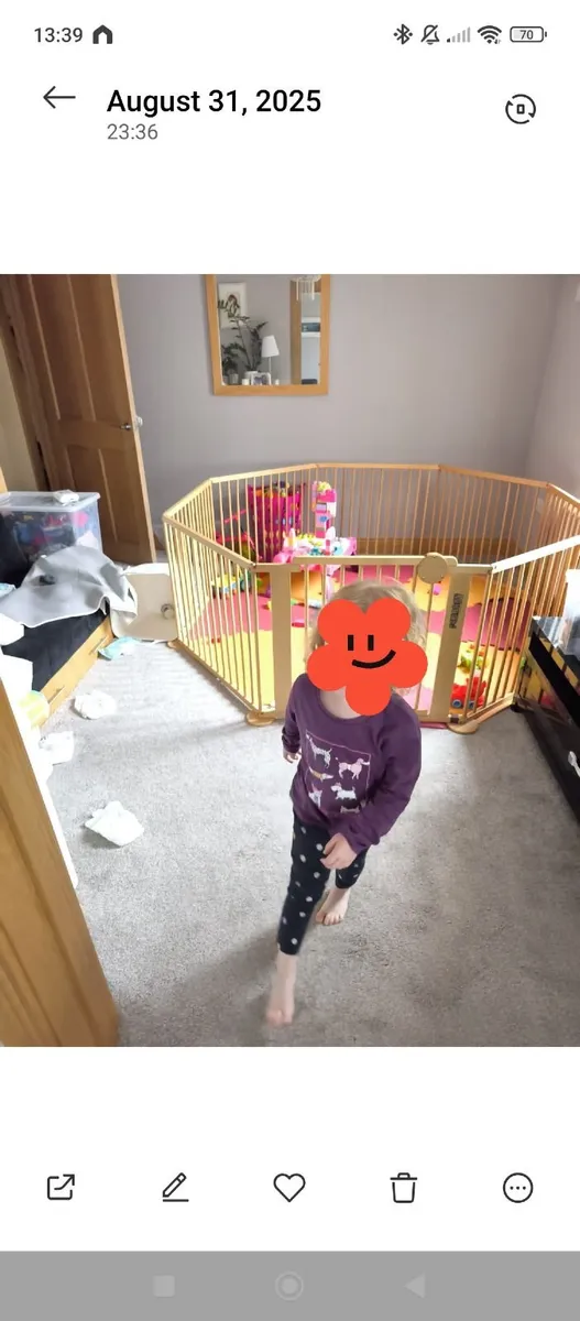 Play pen, enclosed play area - Image 3