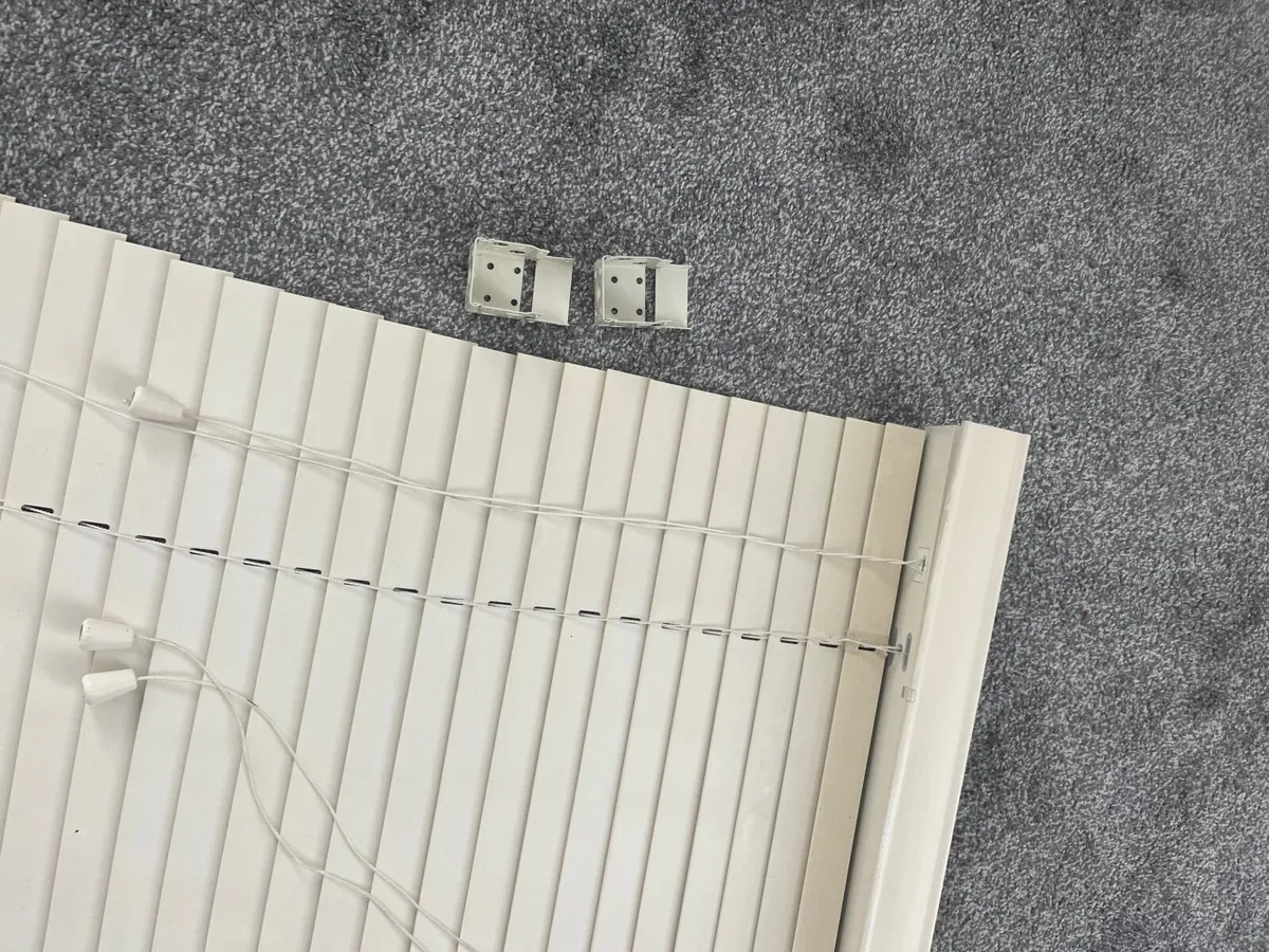 Venetian blind - Image 1