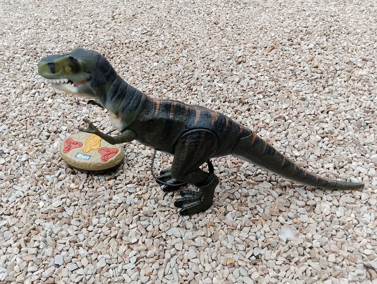 Retro Animatronics - Dragon and Dinosaur - Image 2